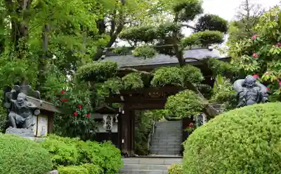 高蔵寺の山門・神門