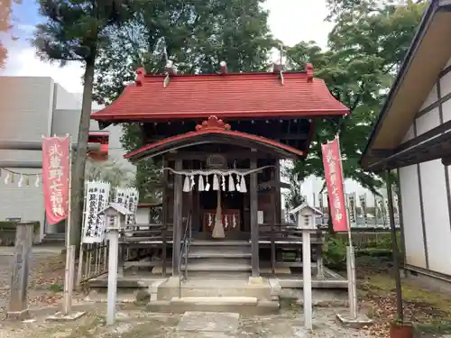 諏訪八幡神社の本殿