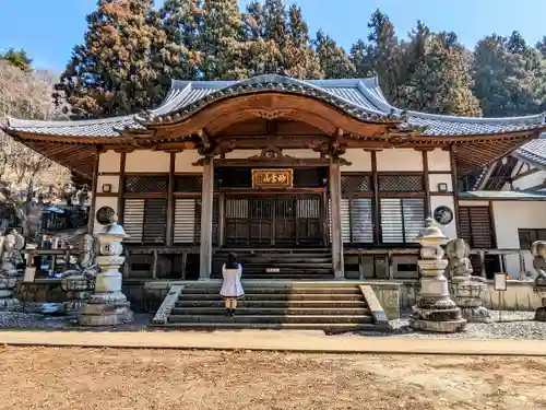 高徳寺の本殿