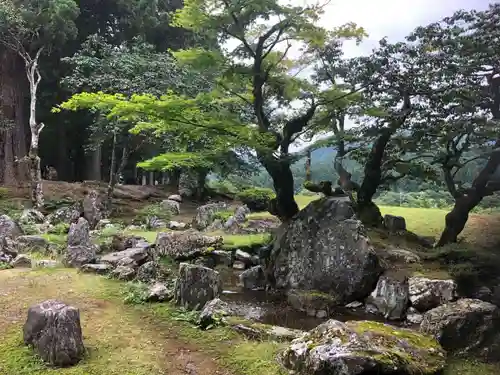 興聖寺の庭園