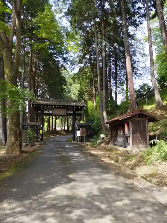 天寧寺の山門・神門