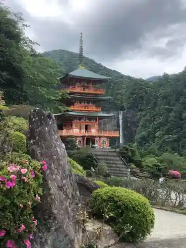 青岸渡寺のその他建物