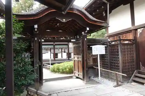 賀茂御祖神社（下鴨神社）の山門