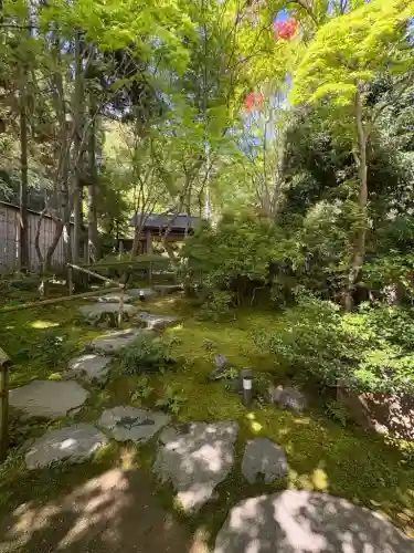 主乃雅神社の{uncategorized: "未分類", other: "その他", undefined: "問題あり", building: "その他建物", grave: "お墓", sacred_gate: "鳥居", guardian: "狛犬", statue: "像", buddha: "仏像", history: "歴史", nature: "自然", garden: "庭園", animal: "動物", pagoda: "塔", temizu: "手水舎", mountain_gate: "山門・神門", sanctuary: "本殿・本堂", subordinate: "末社・摂社", art: "芸術", scenery: "景色", jizo: "地蔵", ema: "絵馬", goshuin: "御朱印", omikuji: "おみくじ", items: "授与品その他", amulet: "お守り", goshuincho: "御朱印帳", eats: "食事", festival: "お祭り", votive_dance: "神楽", shichigosan: "七五三参", wedding: "結婚式", experience: "体験その他", initially: "初詣", around: "周辺", anti_infection: "感染症対策"}