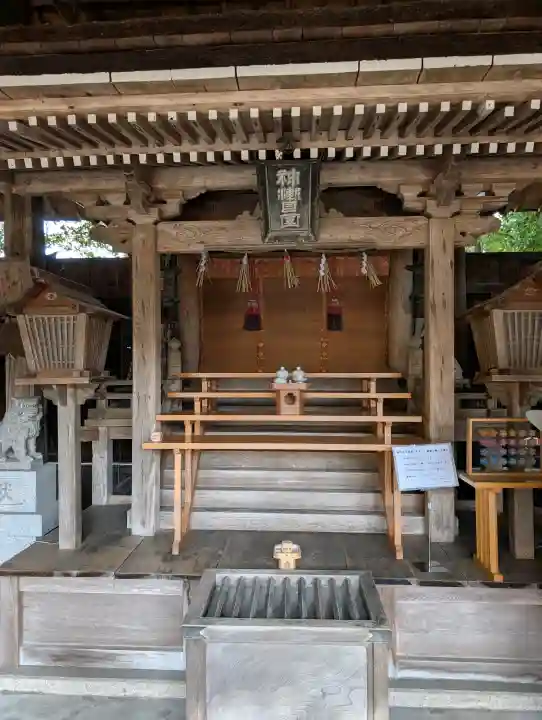 立志神社の{uncategorized: "未分類", other: "その他", undefined: "問題あり", building: "その他建物", grave: "お墓", sacred_gate: "鳥居", guardian: "狛犬", statue: "像", buddha: "仏像", history: "歴史", nature: "自然", garden: "庭園", animal: "動物", pagoda: "塔", temizu: "手水舎", mountain_gate: "山門・神門", sanctuary: "本殿・本堂", subordinate: "末社・摂社", art: "芸術", scenery: "景色", jizo: "地蔵", ema: "絵馬", goshuin: "御朱印", omikuji: "おみくじ", items: "授与品その他", amulet: "お守り", goshuincho: "御朱印帳", eats: "食事", festival: "お祭り", votive_dance: "神楽", shichigosan: "七五三参", wedding: "結婚式", experience: "体験その他", initially: "初詣", around: "周辺", anti_infection: "感染症対策"}