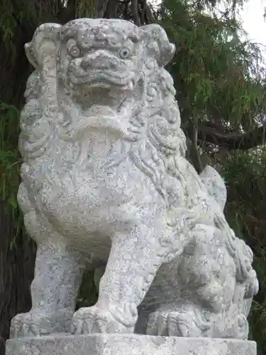 春日神社の狛犬