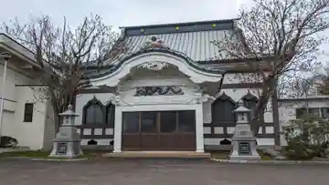 法華寺の本殿・本堂