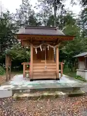 磐根神社の末社