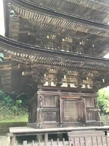 瑠璃光寺の塔