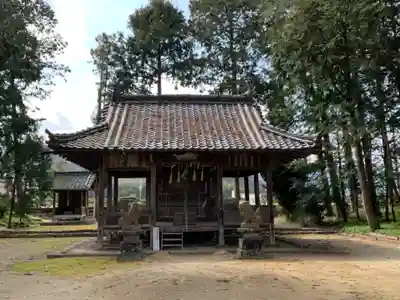 加都良神社の本殿・本堂