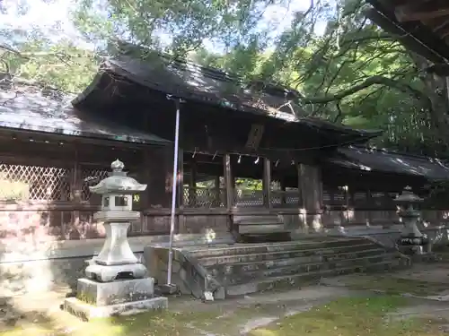 豊榮神社の本殿