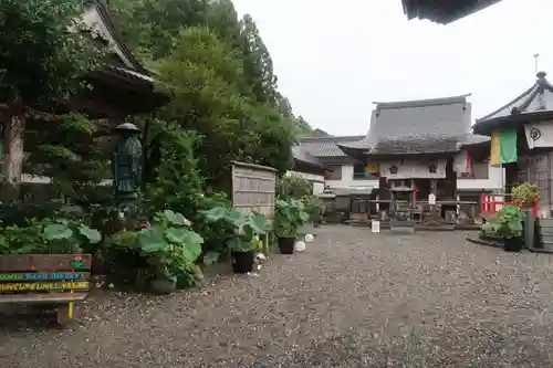 岩本寺の建物その他