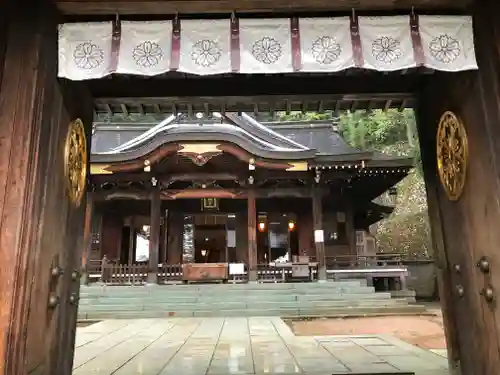 櫻山八幡宮の山門・神門
