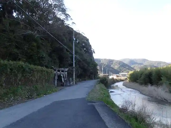 室津神社の周辺