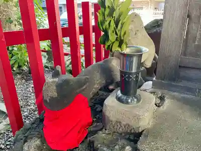 稲荷神社の{uncategorized: "未分類", other: "その他", undefined: "問題あり", building: "その他建物", grave: "お墓", sacred_gate: "鳥居", guardian: "狛犬", statue: "像", buddha: "仏像", history: "歴史", nature: "自然", garden: "庭園", animal: "動物", pagoda: "塔", temizu: "手水舎", mountain_gate: "山門・神門", sanctuary: "本殿・本堂", subordinate: "末社・摂社", art: "芸術", scenery: "景色", jizo: "地蔵", ema: "絵馬", goshuin: "御朱印", omikuji: "おみくじ", items: "授与品その他", amulet: "お守り", goshuincho: "御朱印帳", eats: "食事", festival: "お祭り", votive_dance: "神楽", shichigosan: "七五三参", wedding: "結婚式", experience: "体験その他", initially: "初詣", around: "周辺", anti_infection: "感染症対策"}
