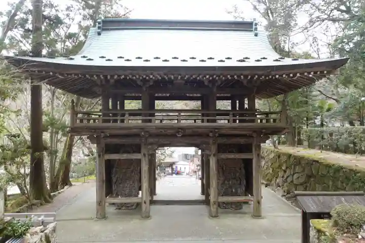 大窪寺の山門・神門