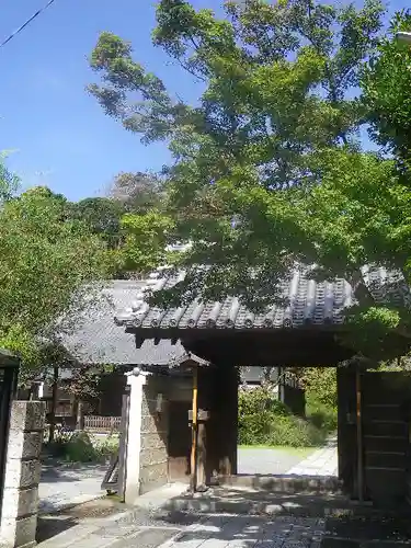 浄光明寺の山門