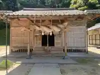貴船神社の{uncategorized: "未分類", other: "その他", undefined: "問題あり", building: "その他建物", grave: "お墓", sacred_gate: "鳥居", guardian: "狛犬", statue: "像", buddha: "仏像", history: "歴史", nature: "自然", garden: "庭園", animal: "動物", pagoda: "塔", temizu: "手水舎", mountain_gate: "山門・神門", sanctuary: "本殿・本堂", subordinate: "末社・摂社", art: "芸術", scenery: "景色", jizo: "地蔵", ema: "絵馬", goshuin: "御朱印", omikuji: "おみくじ", items: "授与品その他", amulet: "お守り", goshuincho: "御朱印帳", eats: "食事", festival: "お祭り", votive_dance: "神楽", shichigosan: "七五三参", wedding: "結婚式", experience: "体験その他", initially: "初詣", around: "周辺", anti_infection: "感染症対策"}