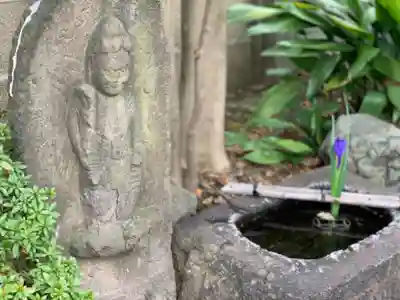 龍泉院の手水舎