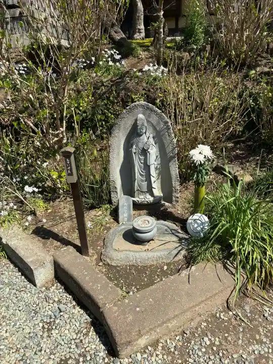 佛日庵の{uncategorized: "未分類", other: "その他", undefined: "問題あり", building: "その他建物", grave: "お墓", sacred_gate: "鳥居", guardian: "狛犬", statue: "像", buddha: "仏像", history: "歴史", nature: "自然", garden: "庭園", animal: "動物", pagoda: "塔", temizu: "手水舎", mountain_gate: "山門・神門", sanctuary: "本殿・本堂", subordinate: "末社・摂社", art: "芸術", scenery: "景色", jizo: "地蔵", ema: "絵馬", goshuin: "御朱印", omikuji: "おみくじ", items: "授与品その他", amulet: "お守り", goshuincho: "御朱印帳", eats: "食事", festival: "お祭り", votive_dance: "神楽", shichigosan: "七五三参", wedding: "結婚式", experience: "体験その他", initially: "初詣", around: "周辺", anti_infection: "感染症対策"}