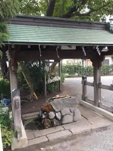 菅谷神社の手水舎