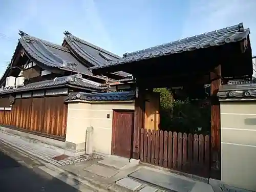 福田寺の山門