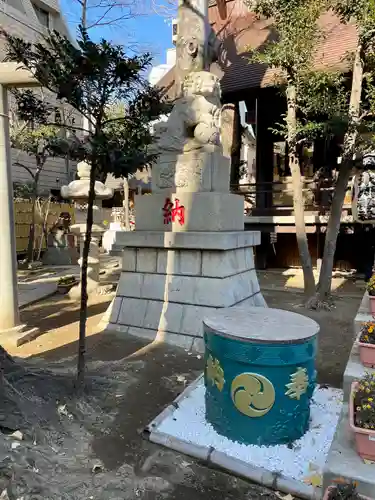 高円寺氷川神社の狛犬