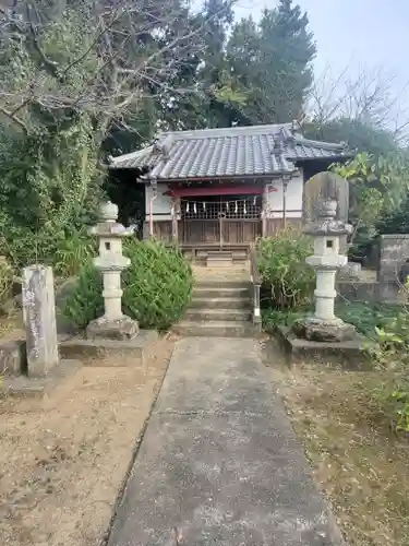 西城神社の本殿