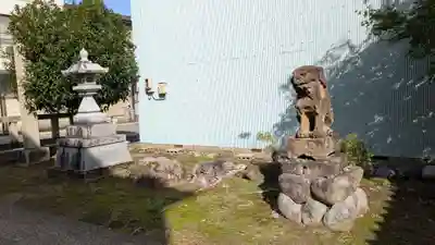 西之神祠の庭園