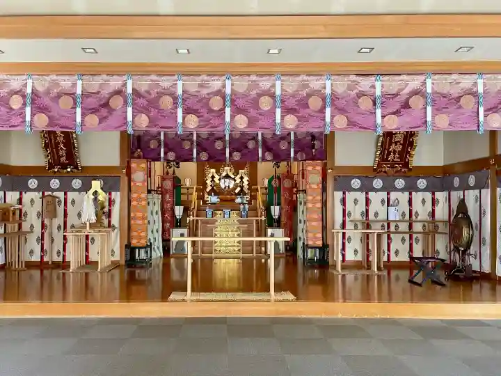 城岡神社の{uncategorized: "未分類", other: "その他", undefined: "問題あり", building: "その他建物", grave: "お墓", sacred_gate: "鳥居", guardian: "狛犬", statue: "像", buddha: "仏像", history: "歴史", nature: "自然", garden: "庭園", animal: "動物", pagoda: "塔", temizu: "手水舎", mountain_gate: "山門・神門", sanctuary: "本殿・本堂", subordinate: "末社・摂社", art: "芸術", scenery: "景色", jizo: "地蔵", ema: "絵馬", goshuin: "御朱印", omikuji: "おみくじ", items: "授与品その他", amulet: "お守り", goshuincho: "御朱印帳", eats: "食事", festival: "お祭り", votive_dance: "神楽", shichigosan: "七五三参", wedding: "結婚式", experience: "体験その他", initially: "初詣", around: "周辺", anti_infection: "感染症対策"}