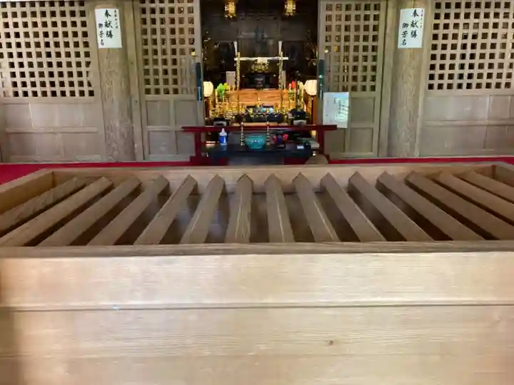 箟峯寺の本殿・本堂