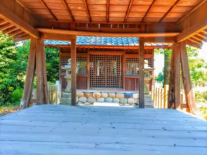 八龍社の本殿・本堂