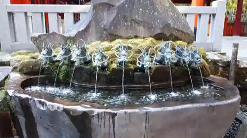 箱根神社の手水舎