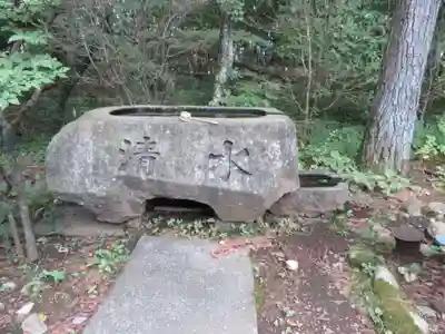 冨士山小御嶽神社里宮の手水舎