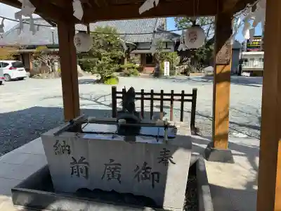 日枝神社の{uncategorized: "未分類", other: "その他", undefined: "問題あり", building: "その他建物", grave: "お墓", sacred_gate: "鳥居", guardian: "狛犬", statue: "像", buddha: "仏像", history: "歴史", nature: "自然", garden: "庭園", animal: "動物", pagoda: "塔", temizu: "手水舎", mountain_gate: "山門・神門", sanctuary: "本殿・本堂", subordinate: "末社・摂社", art: "芸術", scenery: "景色", jizo: "地蔵", ema: "絵馬", goshuin: "御朱印", omikuji: "おみくじ", items: "授与品その他", amulet: "お守り", goshuincho: "御朱印帳", eats: "食事", festival: "お祭り", votive_dance: "神楽", shichigosan: "七五三参", wedding: "結婚式", experience: "体験その他", initially: "初詣", around: "周辺", anti_infection: "感染症対策"}