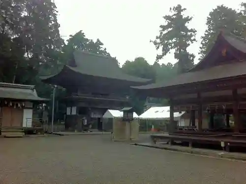 御上神社の山門