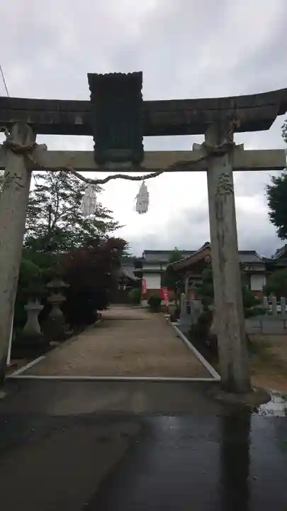 女代神社の鳥居