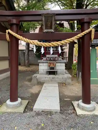 三吉神社の鳥居