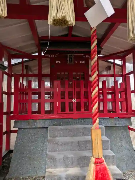 湯倉神社の{uncategorized: "未分類", other: "その他", undefined: "問題あり", building: "その他建物", grave: "お墓", sacred_gate: "鳥居", guardian: "狛犬", statue: "像", buddha: "仏像", history: "歴史", nature: "自然", garden: "庭園", animal: "動物", pagoda: "塔", temizu: "手水舎", mountain_gate: "山門・神門", sanctuary: "本殿・本堂", subordinate: "末社・摂社", art: "芸術", scenery: "景色", jizo: "地蔵", ema: "絵馬", goshuin: "御朱印", omikuji: "おみくじ", items: "授与品その他", amulet: "お守り", goshuincho: "御朱印帳", eats: "食事", festival: "お祭り", votive_dance: "神楽", shichigosan: "七五三参", wedding: "結婚式", experience: "体験その他", initially: "初詣", around: "周辺", anti_infection: "感染症対策"}