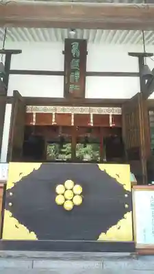 鳥越神社の本殿・本堂