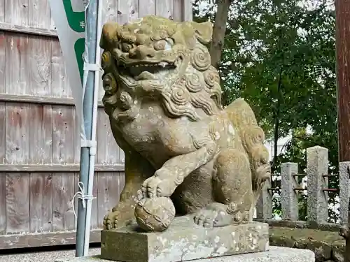 立志神社の狛犬