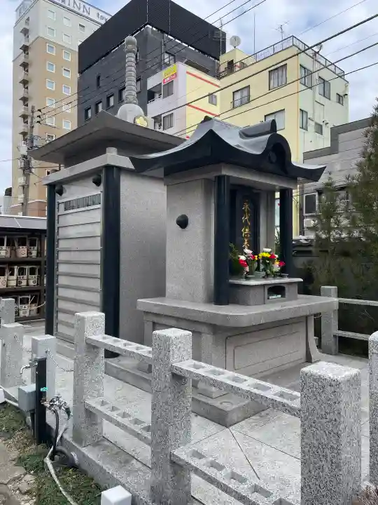 龍泉寺の{uncategorized: "未分類", other: "その他", undefined: "問題あり", building: "その他建物", grave: "お墓", sacred_gate: "鳥居", guardian: "狛犬", statue: "像", buddha: "仏像", history: "歴史", nature: "自然", garden: "庭園", animal: "動物", pagoda: "塔", temizu: "手水舎", mountain_gate: "山門・神門", sanctuary: "本殿・本堂", subordinate: "末社・摂社", art: "芸術", scenery: "景色", jizo: "地蔵", ema: "絵馬", goshuin: "御朱印", omikuji: "おみくじ", items: "授与品その他", amulet: "お守り", goshuincho: "御朱印帳", eats: "食事", festival: "お祭り", votive_dance: "神楽", shichigosan: "七五三参", wedding: "結婚式", experience: "体験その他", initially: "初詣", around: "周辺", anti_infection: "感染症対策"}