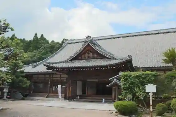 西教寺の本殿・本堂