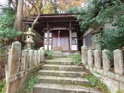 湯泉神社の本殿・本堂