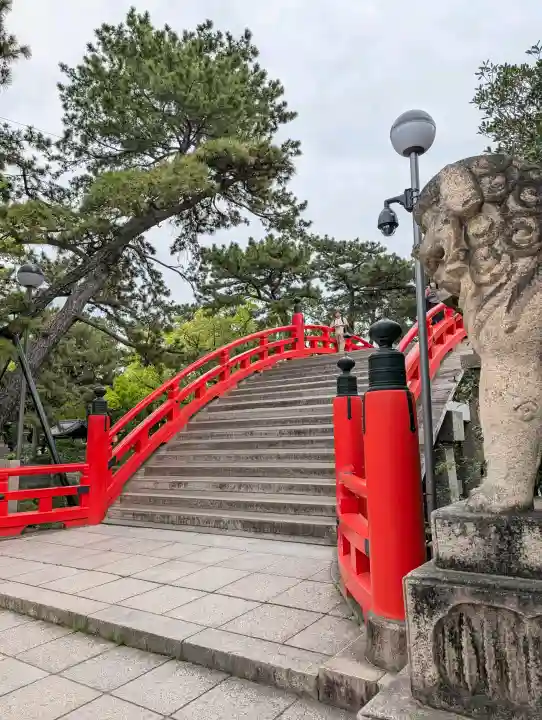 住吉大社の{uncategorized: "未分類", other: "その他", undefined: "問題あり", building: "その他建物", grave: "お墓", sacred_gate: "鳥居", guardian: "狛犬", statue: "像", buddha: "仏像", history: "歴史", nature: "自然", garden: "庭園", animal: "動物", pagoda: "塔", temizu: "手水舎", mountain_gate: "山門・神門", sanctuary: "本殿・本堂", subordinate: "末社・摂社", art: "芸術", scenery: "景色", jizo: "地蔵", ema: "絵馬", goshuin: "御朱印", omikuji: "おみくじ", items: "授与品その他", amulet: "お守り", goshuincho: "御朱印帳", eats: "食事", festival: "お祭り", votive_dance: "神楽", shichigosan: "七五三参", wedding: "結婚式", experience: "体験その他", initially: "初詣", around: "周辺", anti_infection: "感染症対策"}