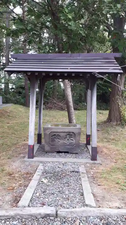 砺波神社の手水舎