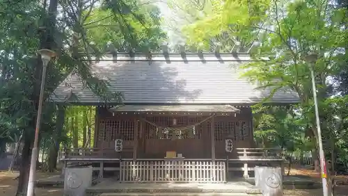 神明社の本殿