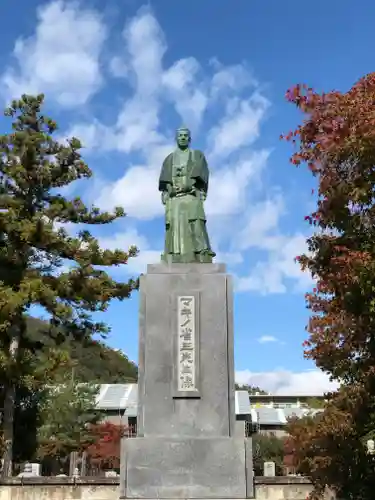 等持院の像