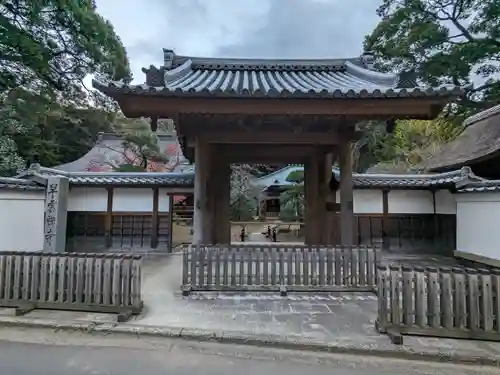 早雲寺の山門・神門