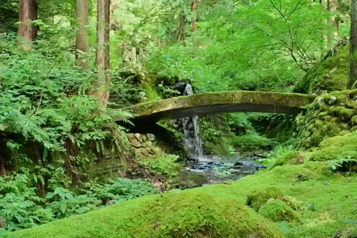 八海山尊神社元宮(旧里宮)(新潟県)